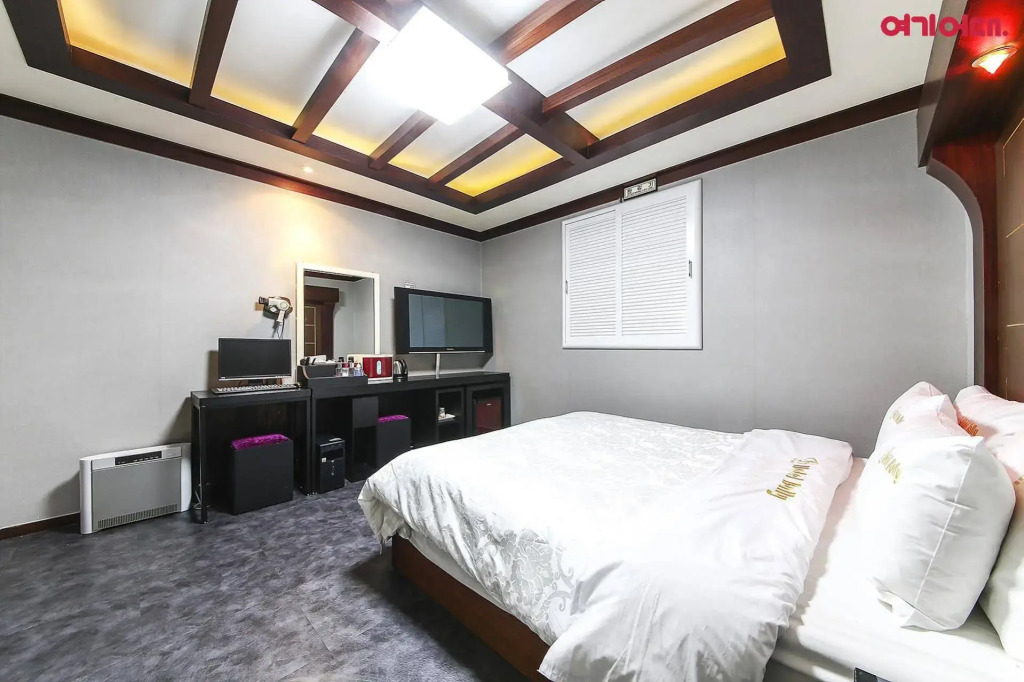 Hotel Bally