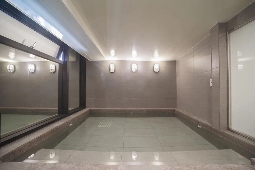 Single inn- KAOHSIUNG LINSEN