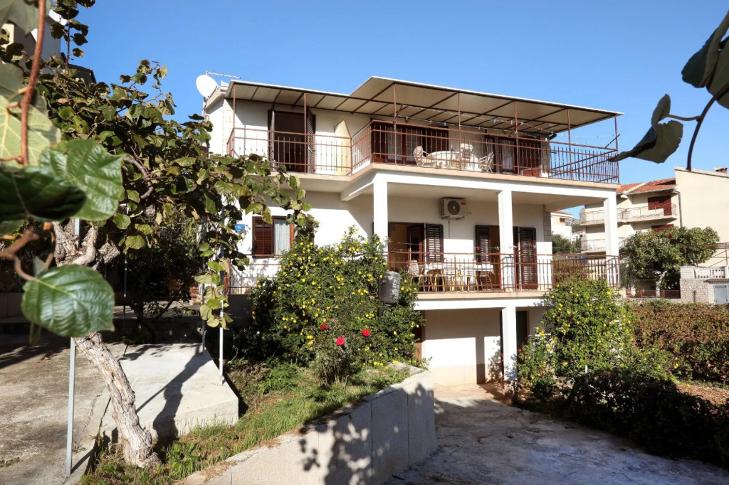 Ante - 50 M From the sea - A1