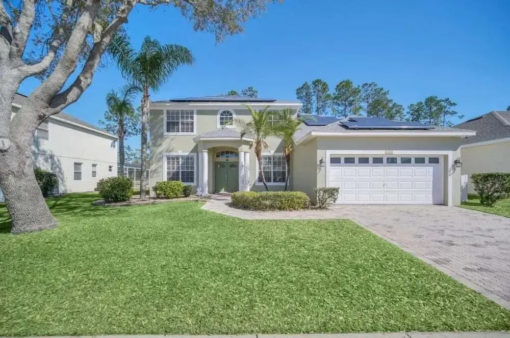 Home In Highlands Reserve! Private Pool 5 Bedroom Home by Redawning