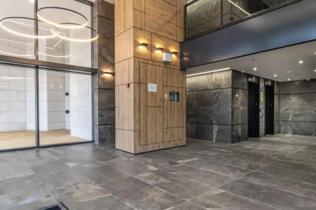 Magical 2BR Parking with amazing view in city gate