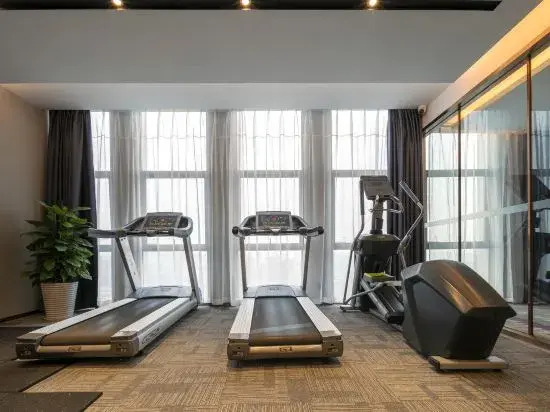 Lavande Hotel (Yichang Zhongnan Road Xinhua Square)