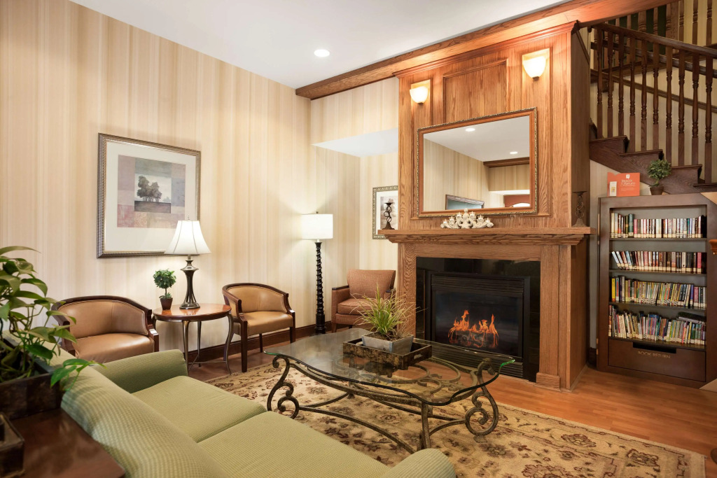 Country Inn & Suites by Radisson, Ithaca, NY