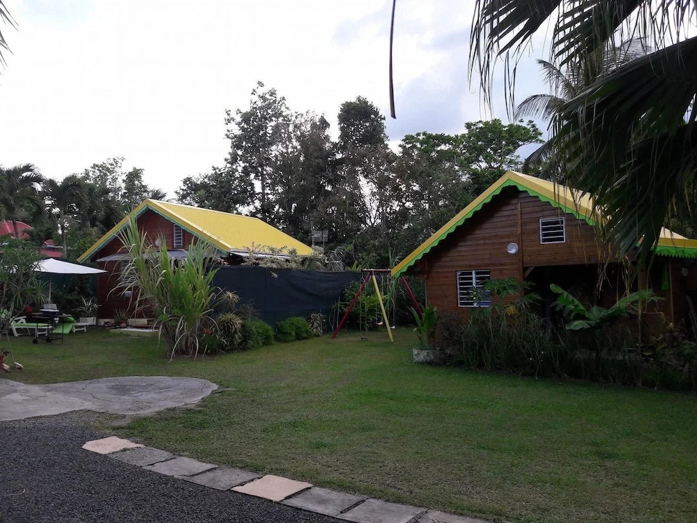 Bungalow With 2 Bedrooms in Baie Mahault, With Enclosed Garden and Wif