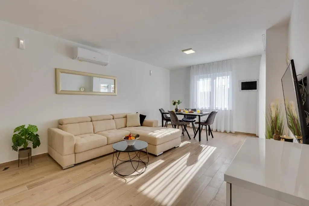 Apartments Corcovado with Heated Pool