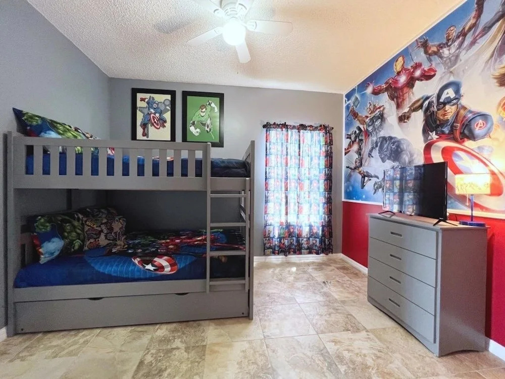 Lovely 4 Bed 3 Bath Pool Home With Spa-5330cvl 4 Bedroom Home by RedAwning