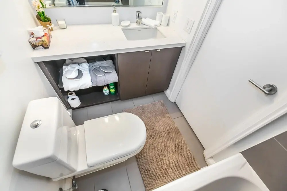 Executive Class, Downtown Luxury @fashion Dist