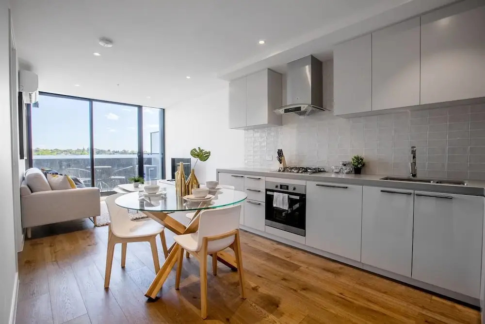61*Boutique one-bedroom*Boxhill Central*Mall