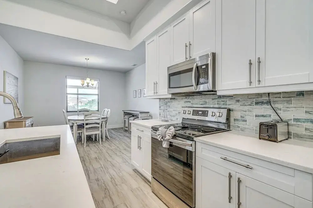 5 Mi to Beach: Family Retreat in Cape Coral