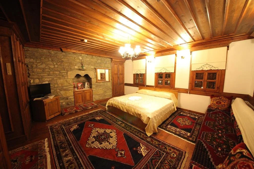 Zalifre Konakları