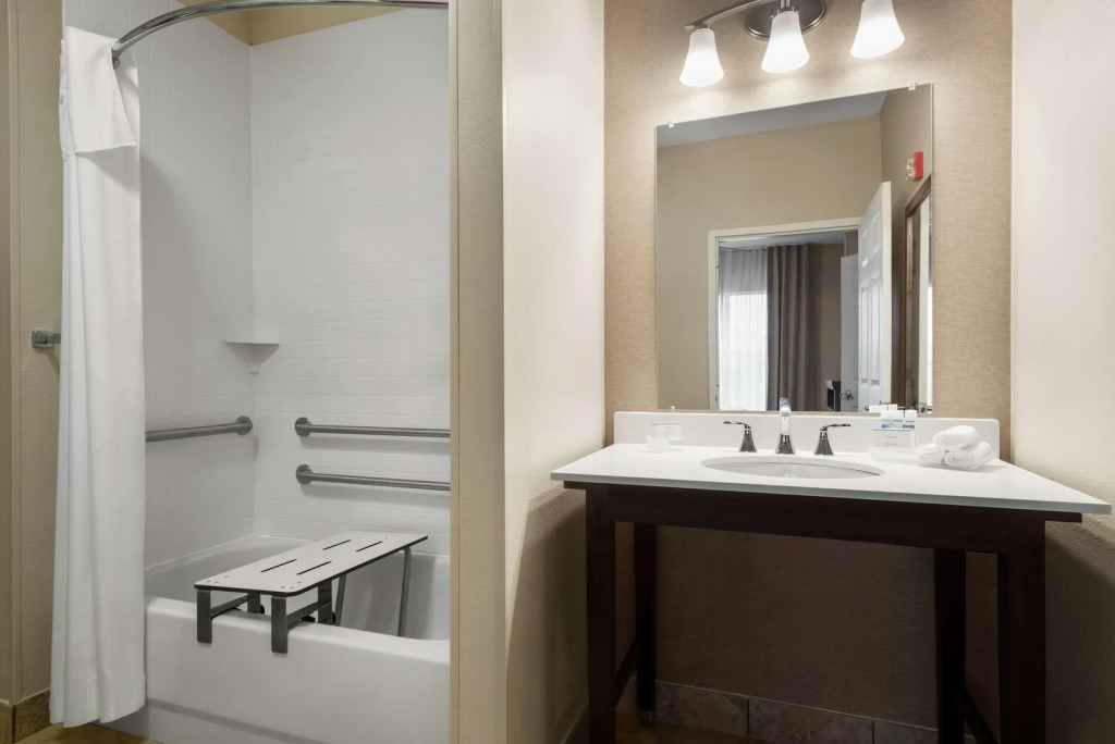 Homewood Suites by Hilton Rochester Henrietta