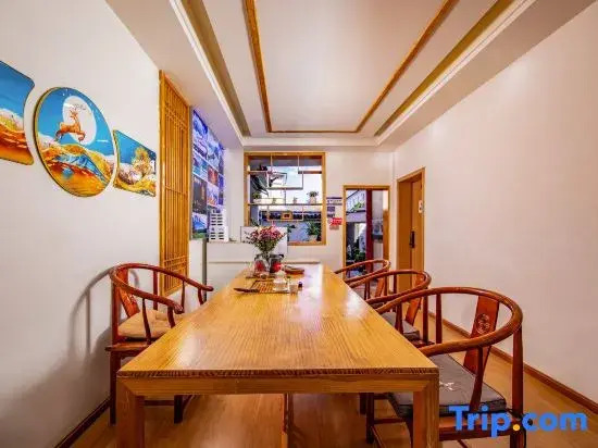 Lijiang Yihe Light Luxury Homestay (Lijiang Ancient City South Branch)