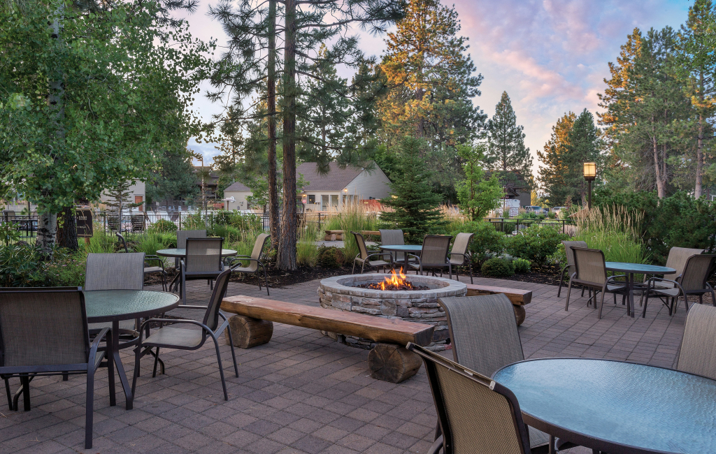 Seventh Mountain Resort