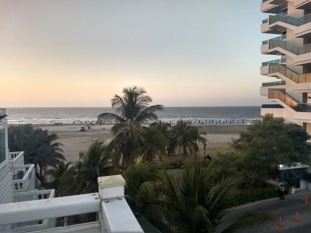 Hermosa Casa Playera