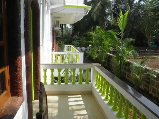 The Crib Hotel