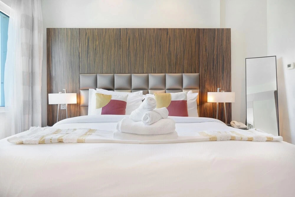 Bright and Stylish 1BR in JLT