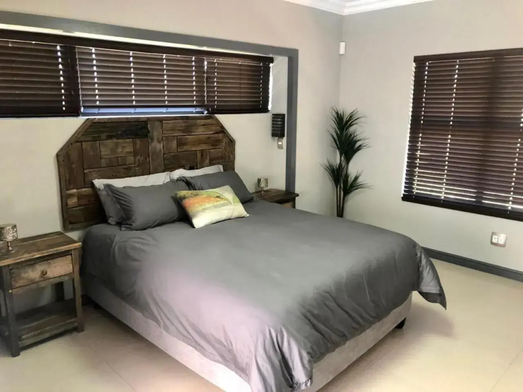 Steenbokkie Holiday Home
