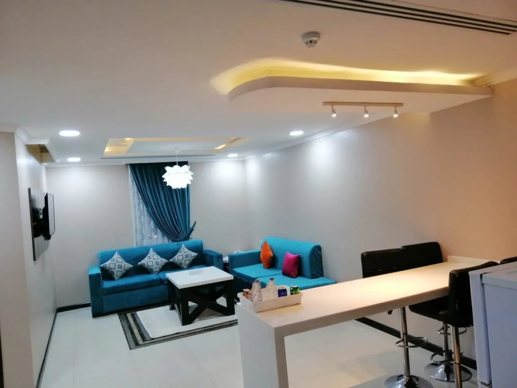 Grand Lily Hotel Suites