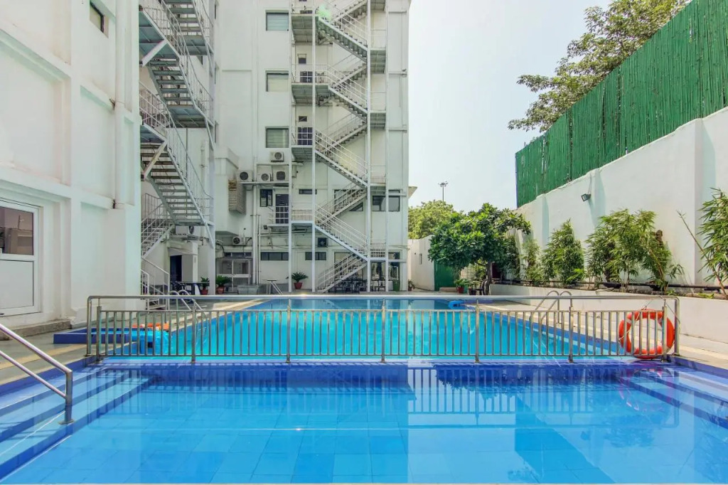 Vibe By The LaLiT Traveller