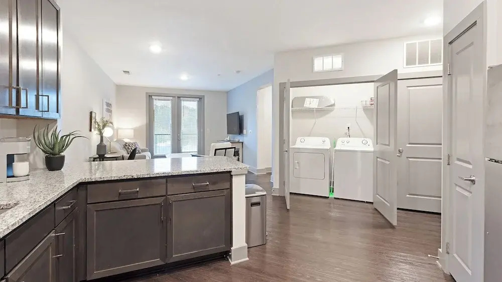 Landing Apartments - Thrive at University City