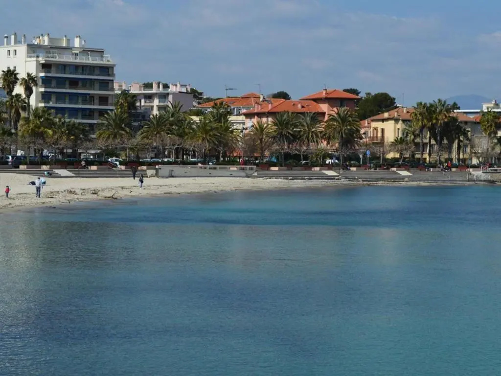Appartement Antibes, 2 pièces, 4 personnes - FR-1-252-30