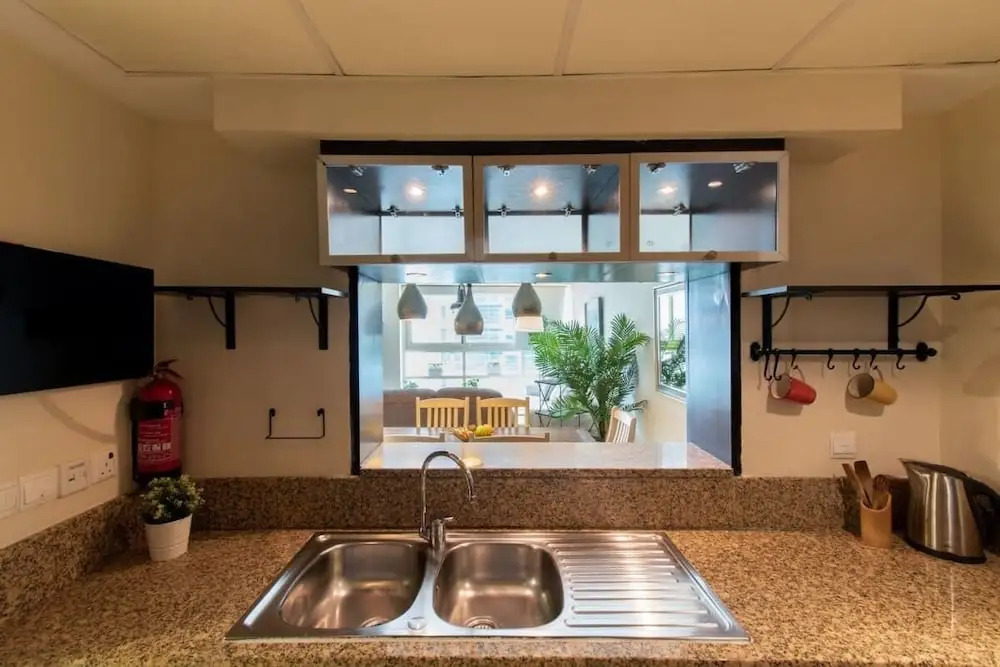Ideal Apt in Marina, Steps Away From the Beach!