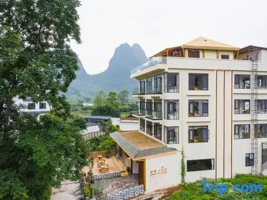 Ruyueheju Villa(Yangshuo Yulonghe Eternal Love Store)