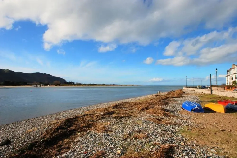 Estuary View Apartment