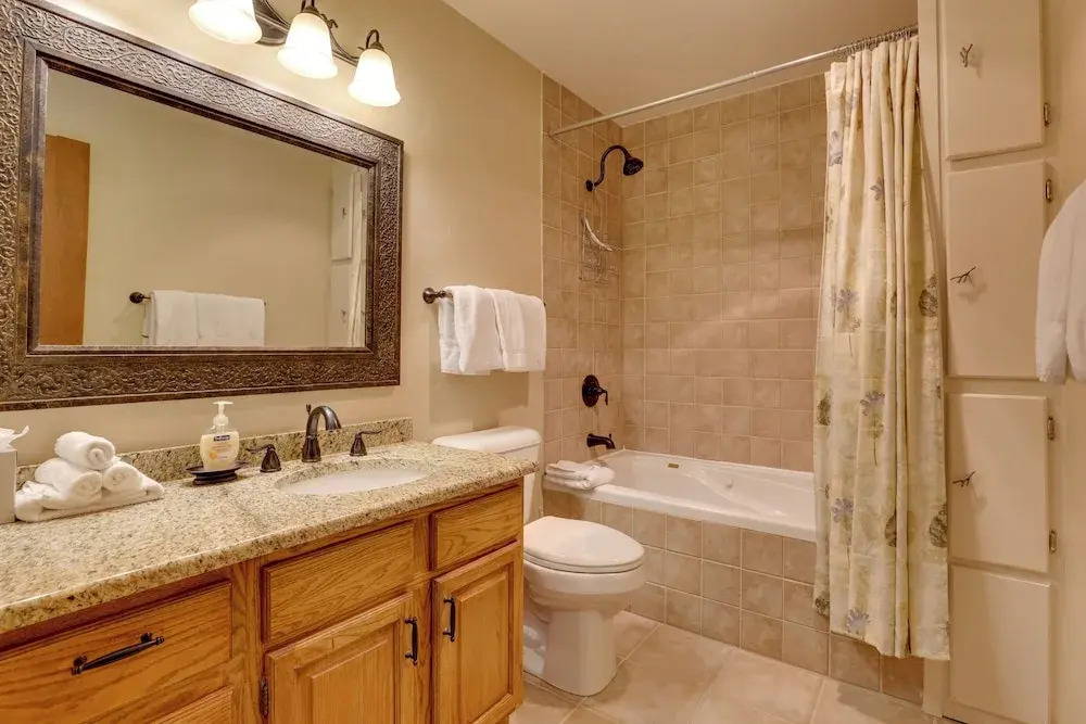 Eclectic Eagle-vail Condo: 2 Miles to Beaver Creek