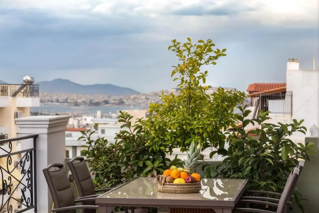165 sm Penthouse Maisonette Apartment