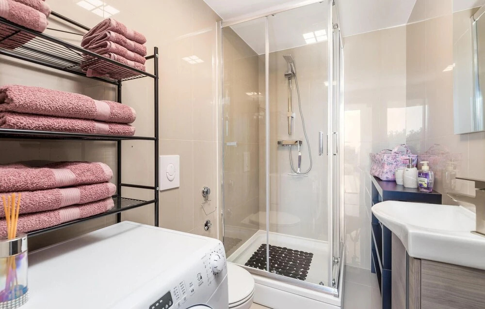 Stunning Apartment in Veprinac With 1 Bedrooms, Wifi and Outdoor Swimming Pool