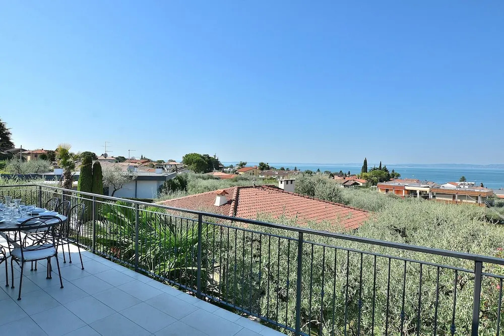 Villa Lisi With Pool