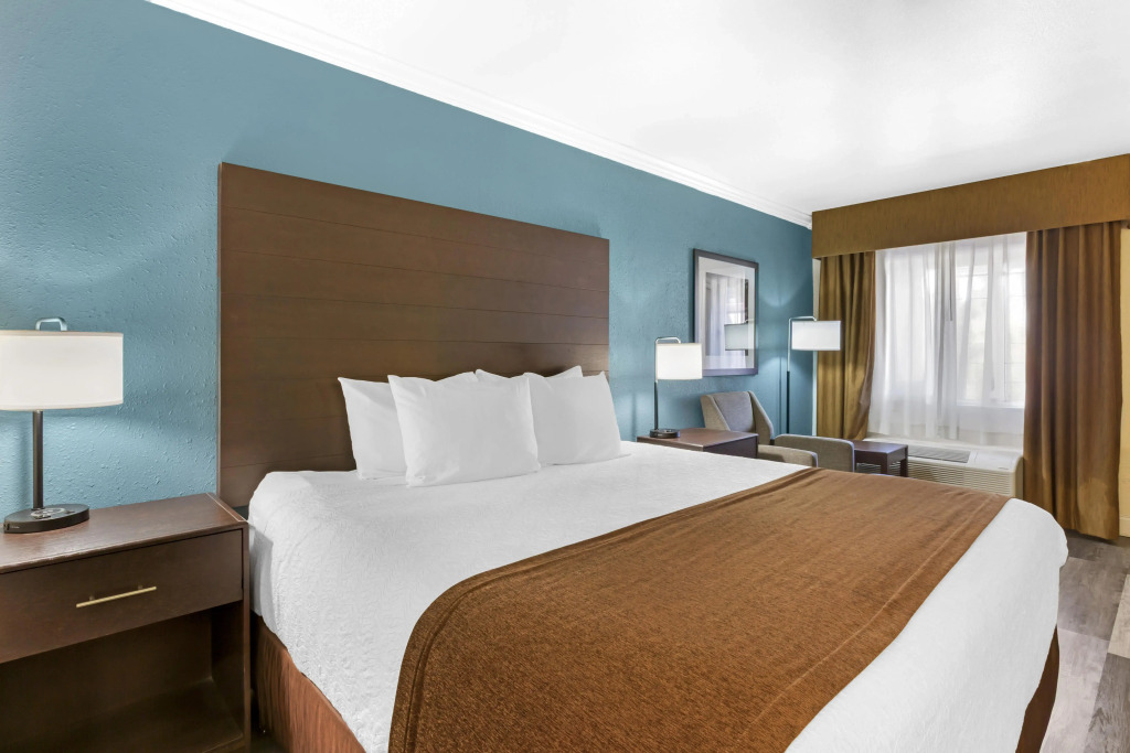 Best Western InnSuites Tucson Foothills Hotel & Suites