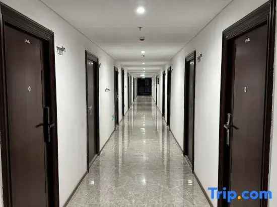 Lanzhou 23 E-sports Homestay (Wuyue Plaza)