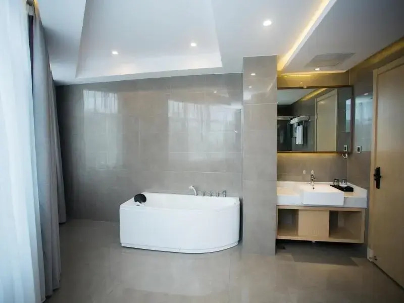 VX Hotel (Heze Dingtao District Taoyi Road)