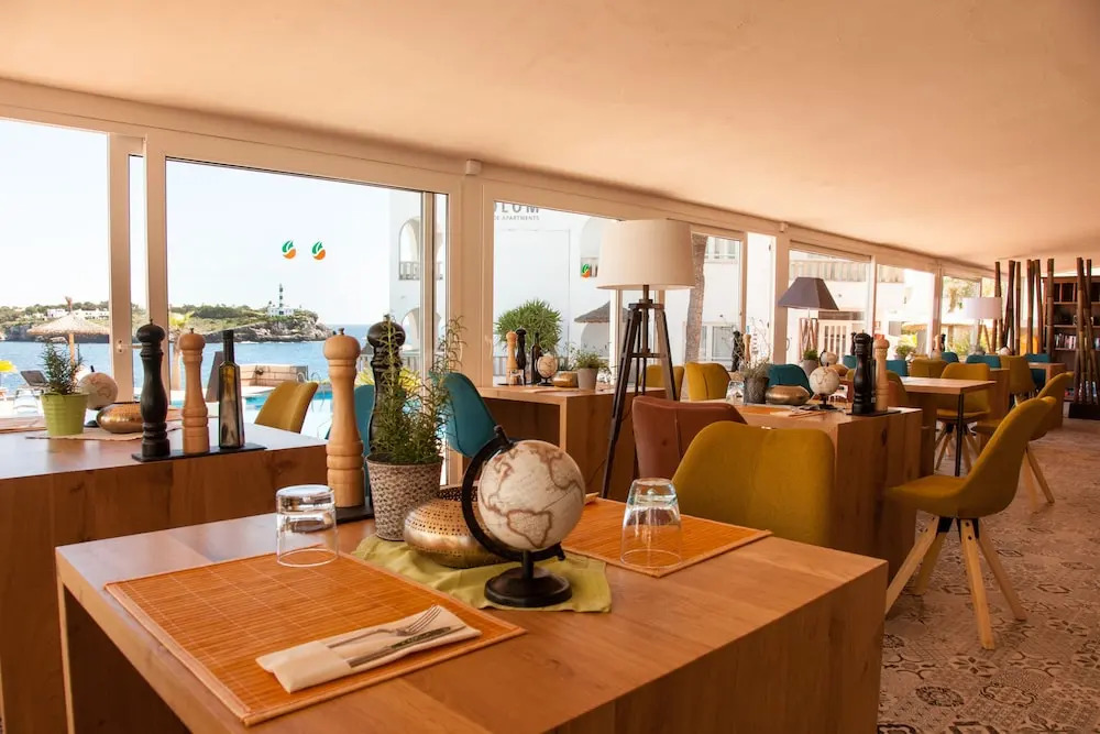 Orange Colom - Seaside Apartments