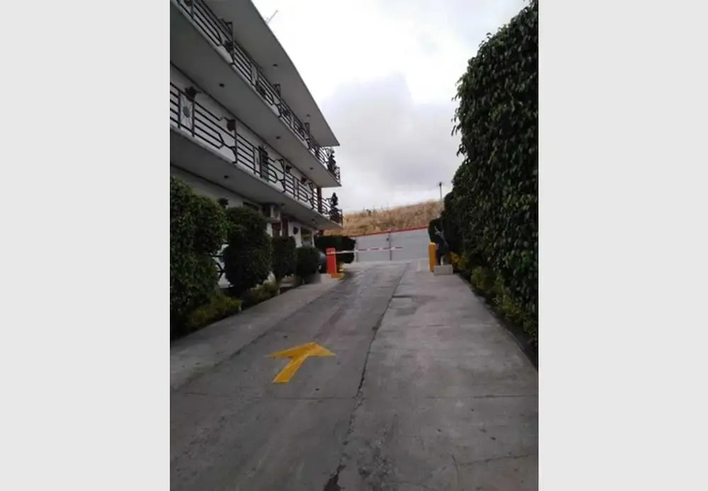 Hotel Descanso Inn