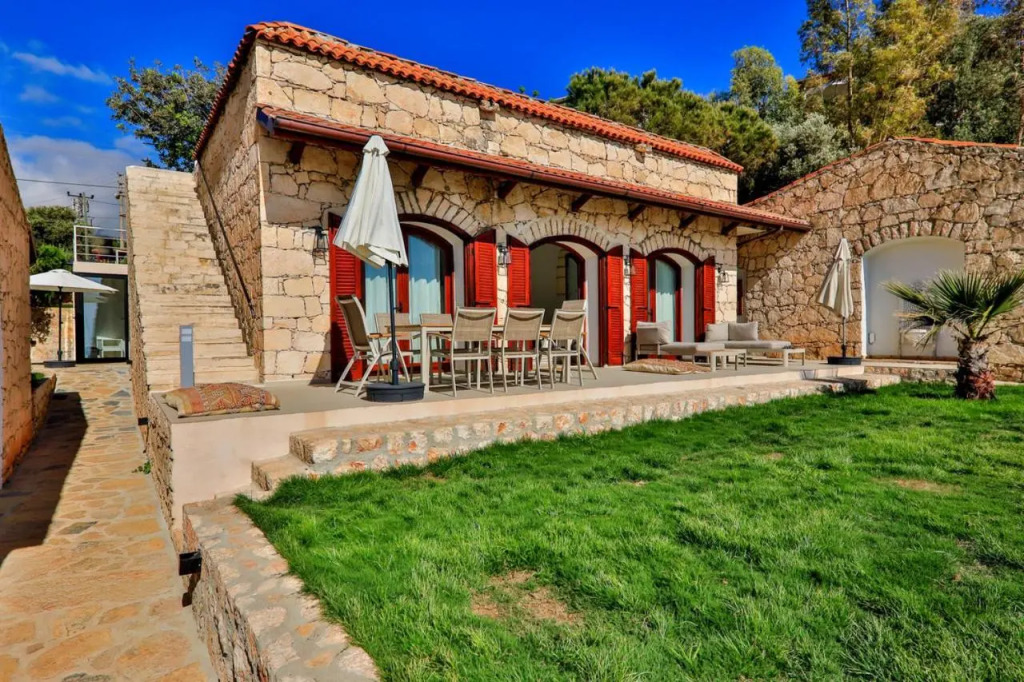 Kale Suites, heated pool in winter, adults only