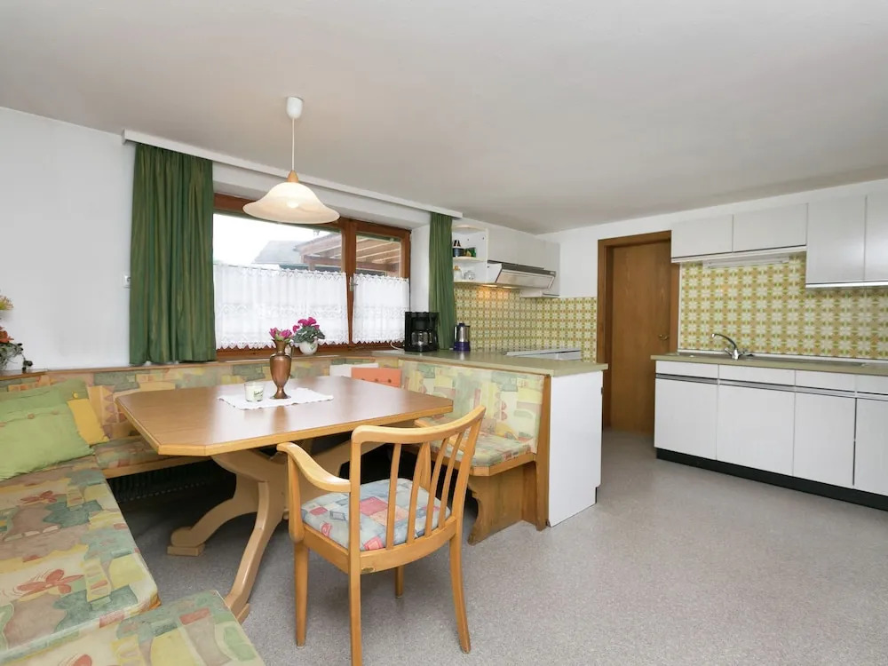 Splendid Apartment in Uderns near Hochzillertal Ski Area