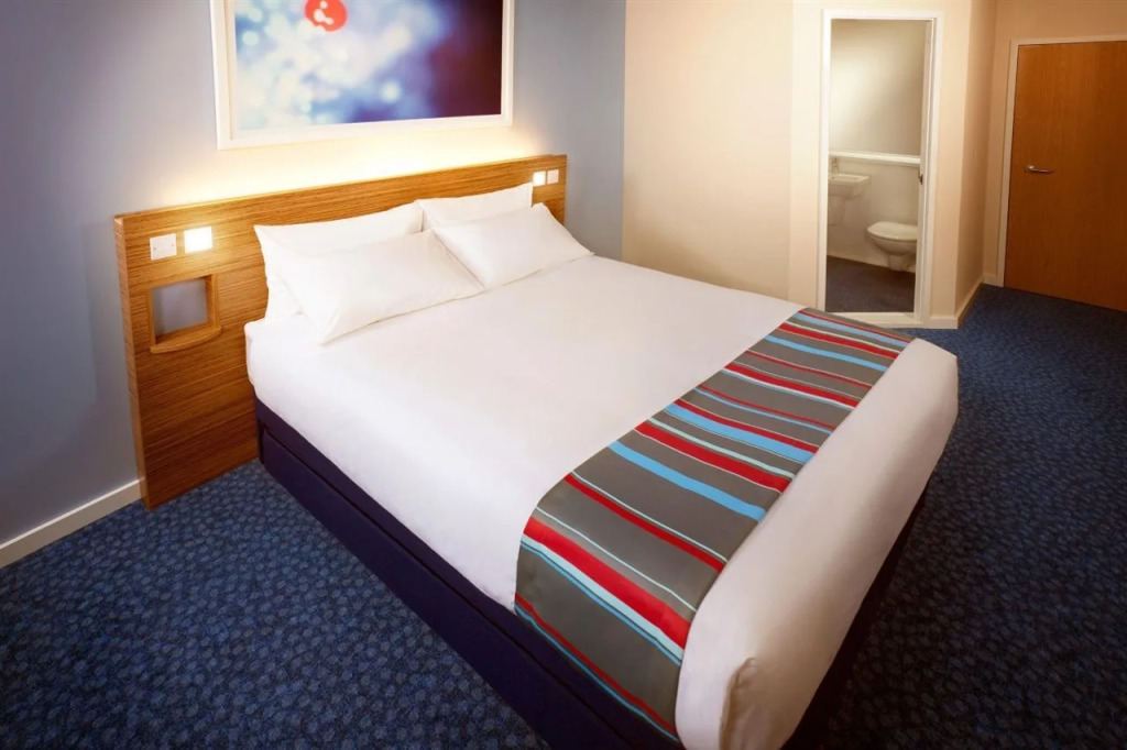 Travelodge Newcastle Whitemare Pool