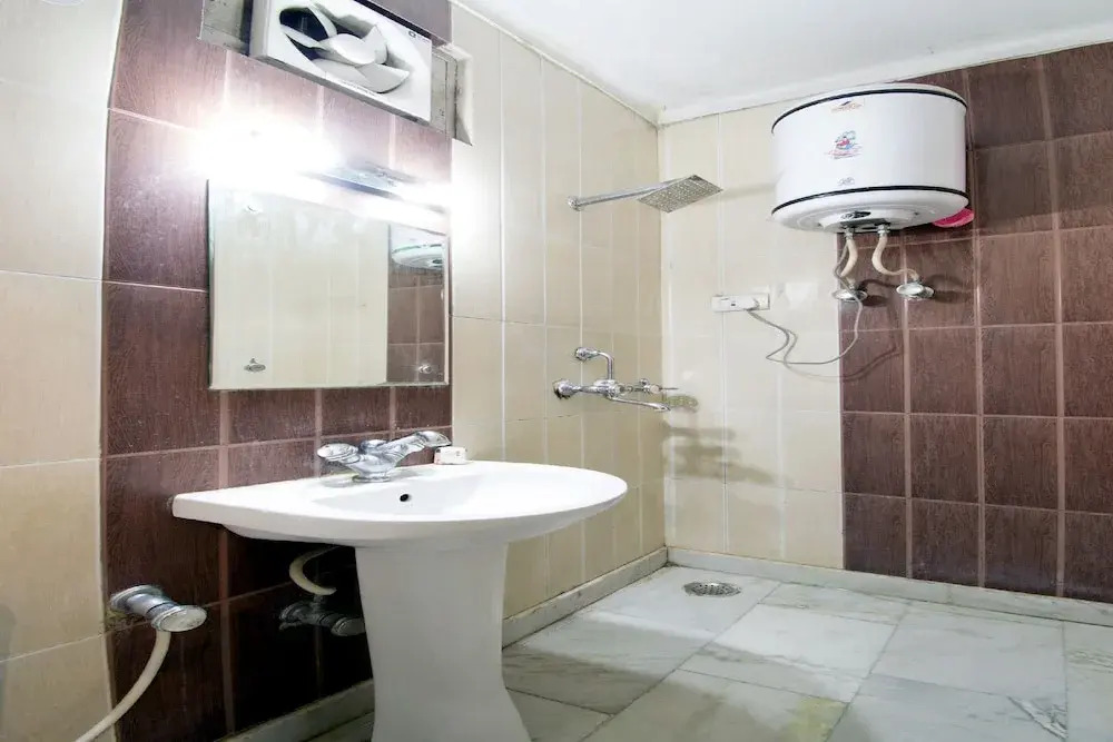 OYO 17109 Hotel Vipul Palace