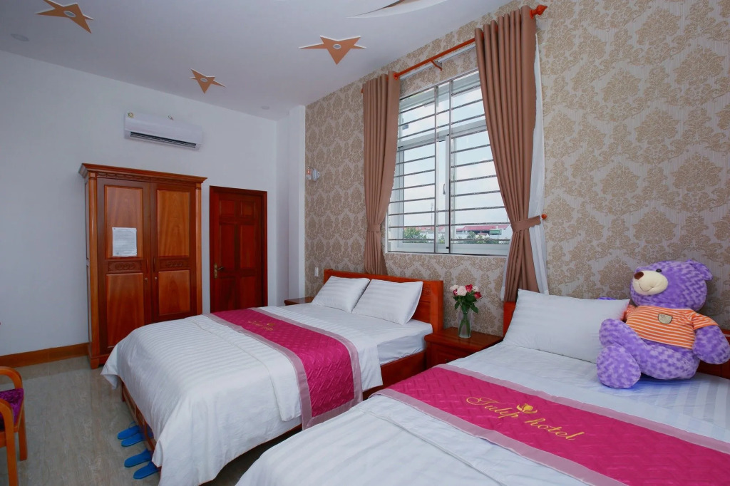 Tulip Hotel