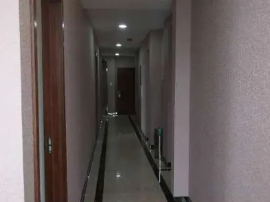Wanglong Leisure Hotel (Songbei Harbin University of Commerce, Ice & Snow World)