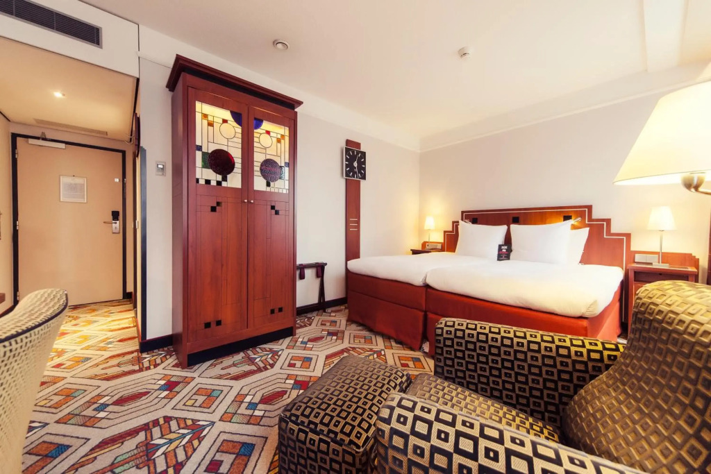 Banks Mansion - Boutique Hotel