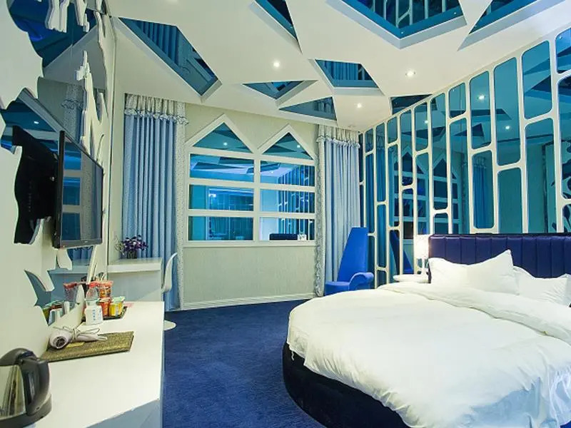 Guiin Homing Hotel