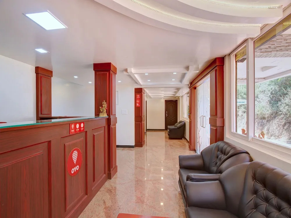 OYO 8732 Hotel Ultimate