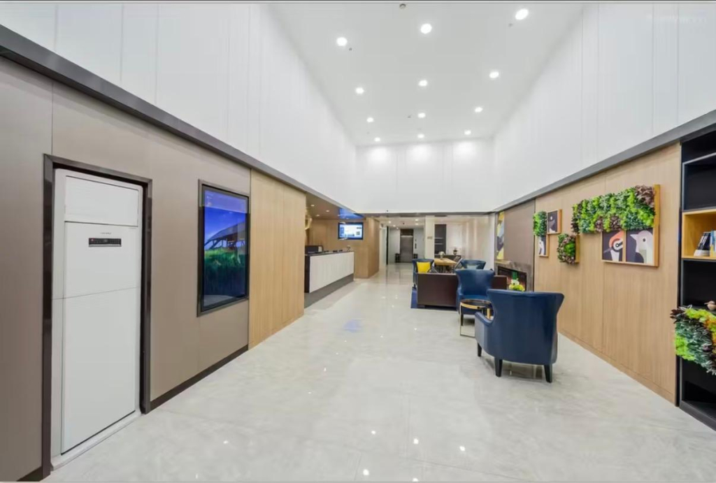 Home Inn Selected (Shanghai New International Expo Center, Guanglan Road Metro Station)