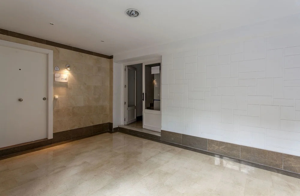 Apartment in the old town with terrace