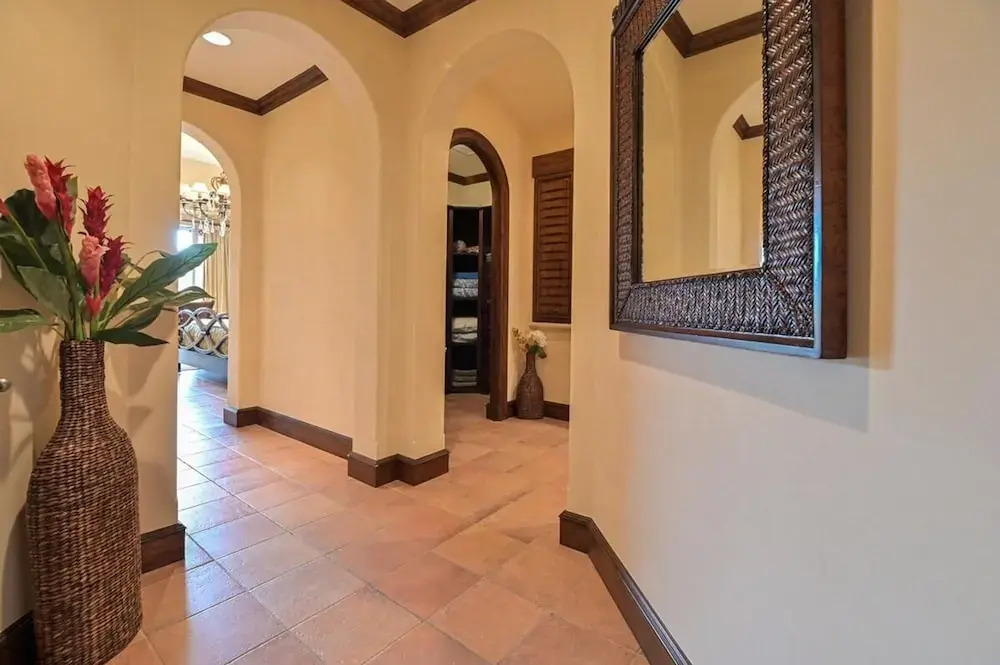 CR Luxury Montebello 3F 3 Bdrm