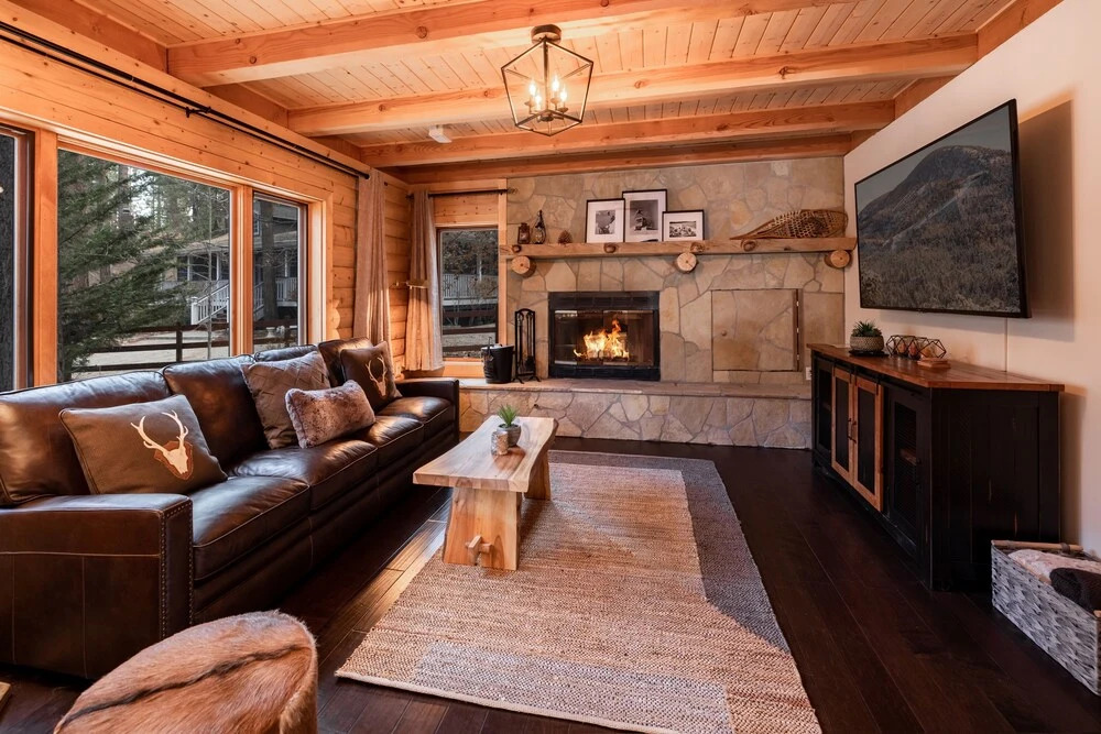 1971-winterset Lodge 5 Bedroom Home by Redawning